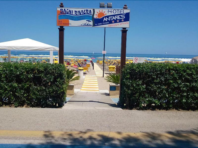 Hotel Antares Alba Adriatica Esterno foto