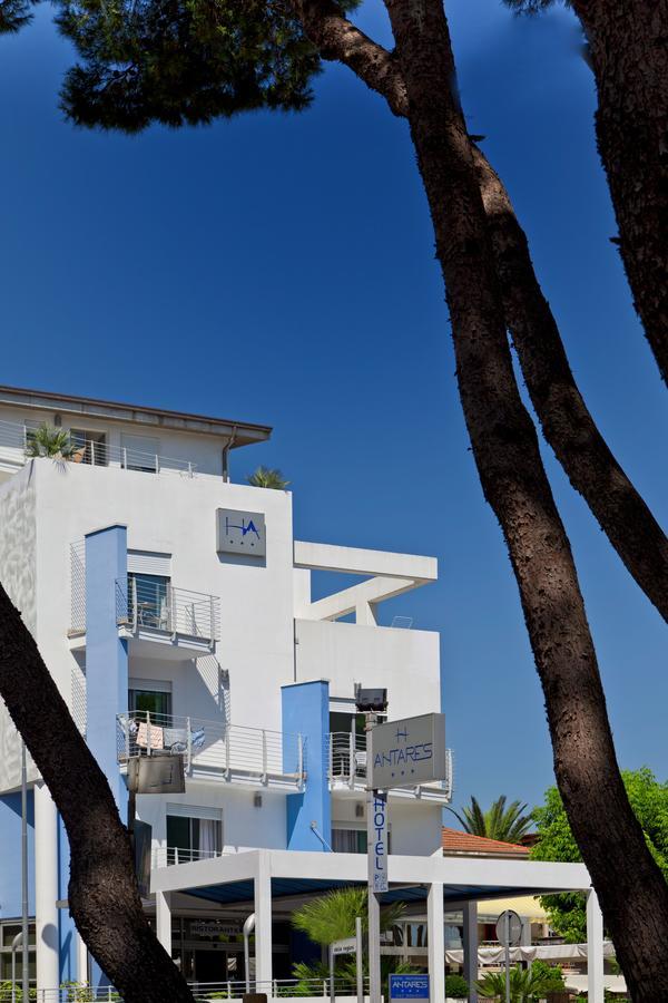Hotel Antares Alba Adriatica Esterno foto