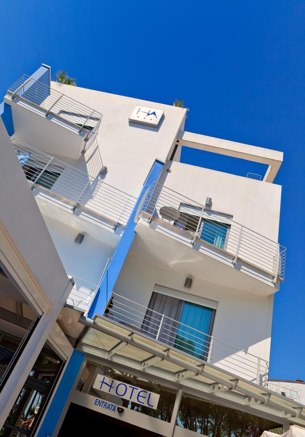 Hotel Antares Alba Adriatica Esterno foto